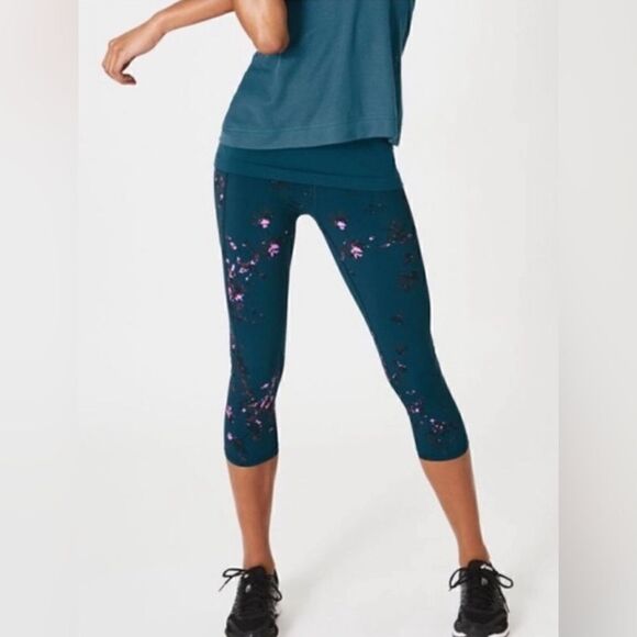 Sweaty Betty Women's Activewear Zero Gravity 7/8 Leggings Midnight Teal Daisy XS - Picture 1 of 9